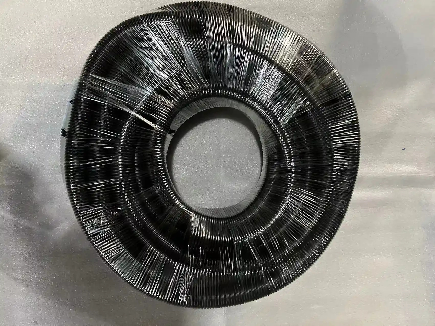 Corrugated pipe, wire and cable conduit, flame-retardant plastic corrugated pipe, PA nylon insulation, sun protection, threading PE hose, can be opened