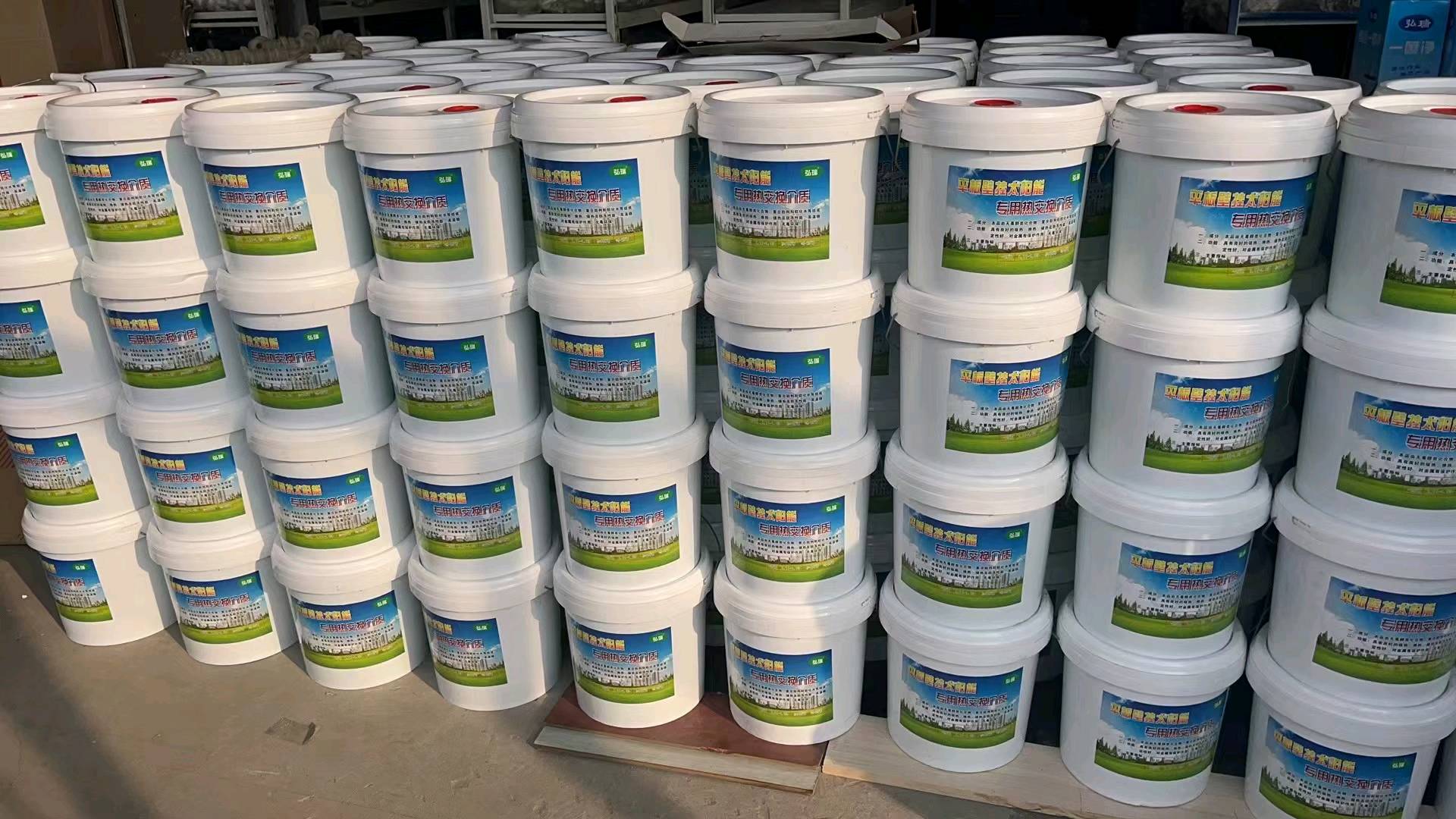 Solar medium heat transfer fluid, specialized antifreeze for household wall mounted water heaters