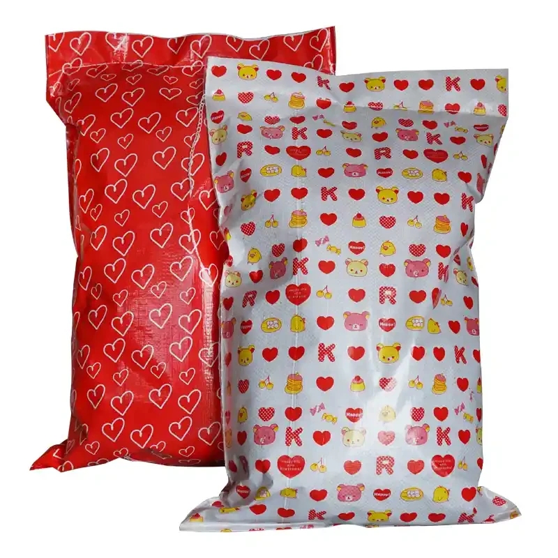 Colorful laminated waterproof woven bag, red heart cartoon gift plush packaging bag