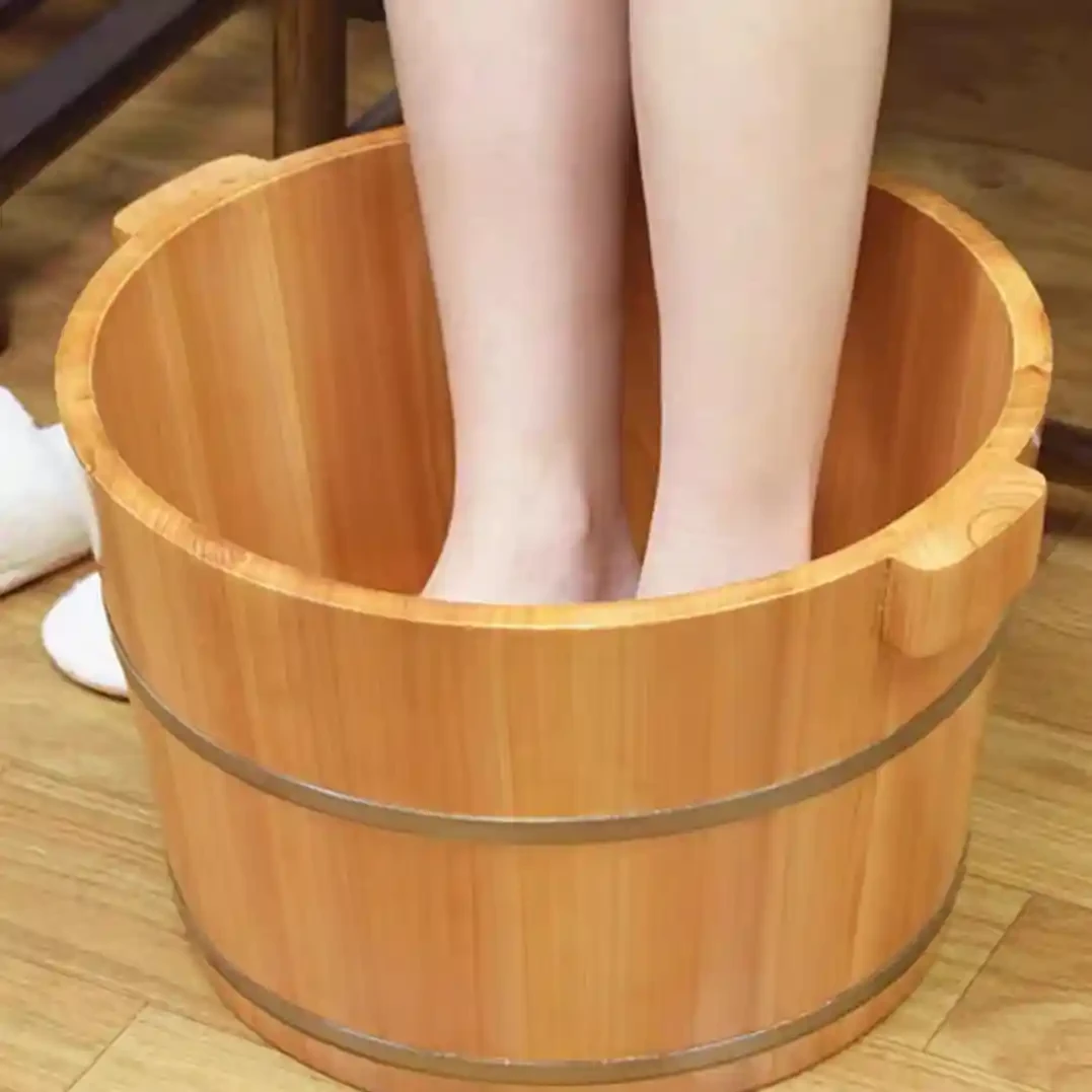 Foot soaking bucket, wooden foot soaking bucket, household solid wood foot soaking basin, foot bath tub, wooden foot basin, foot washing bucket