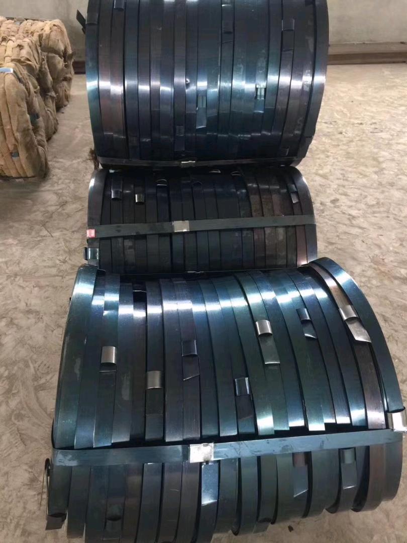 Grilled blue iron sheet packing tape