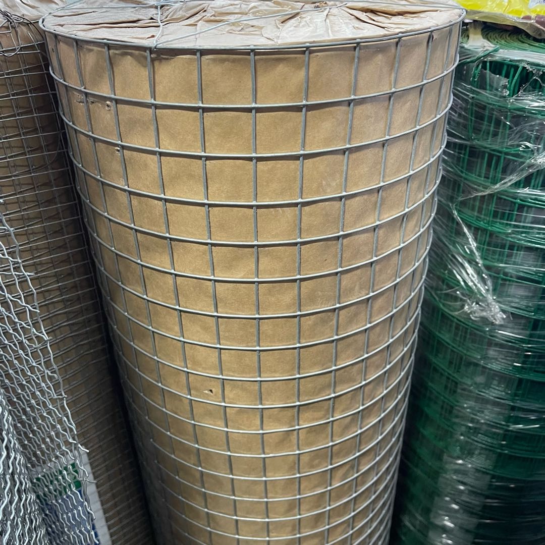 Electric welding mesh heat zinc electric welding mesh wire mesh fence square hole electric welding breeding chicken protection mesh thickened steel wire pigeon cage birdcage iron mesh sheet