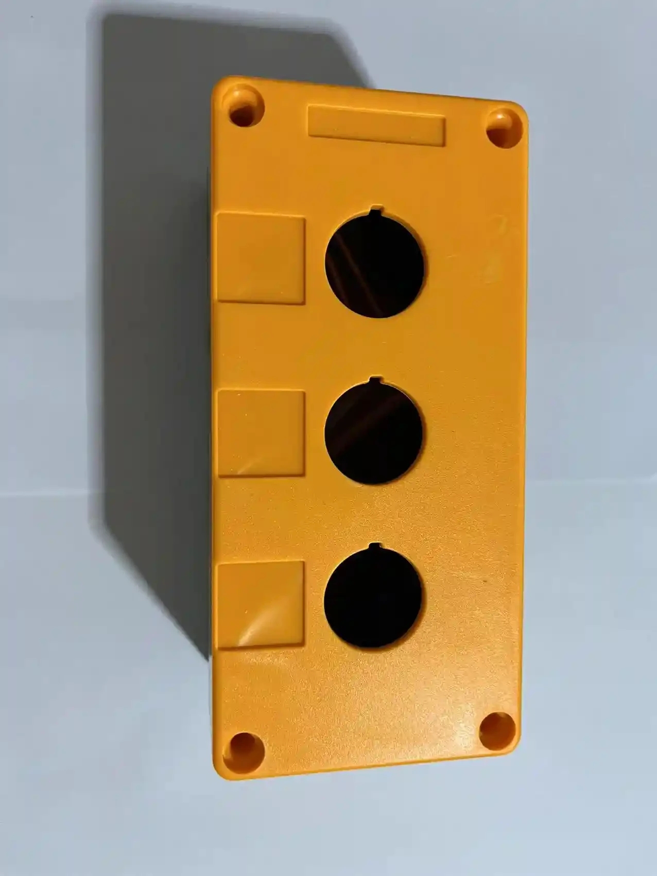 Button switch box plastic emergency stop box 22mm porous 22mm plastic button control switch box 12345 hole waterproof and dustproof button box emergency stop switch box