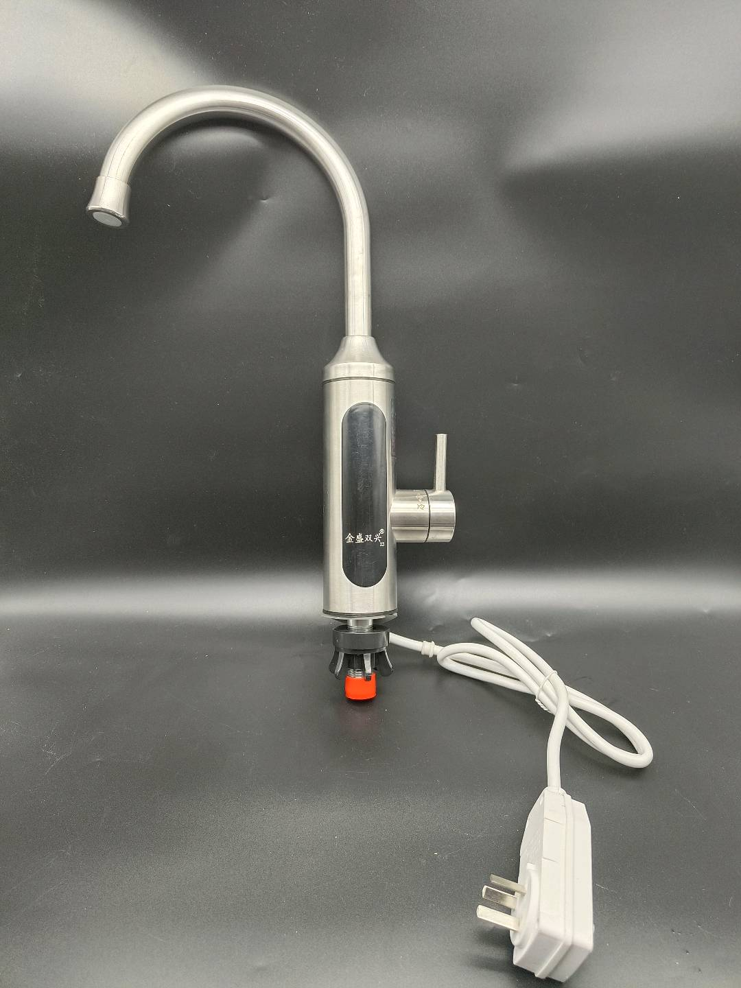 Stainless steel electric heating faucet