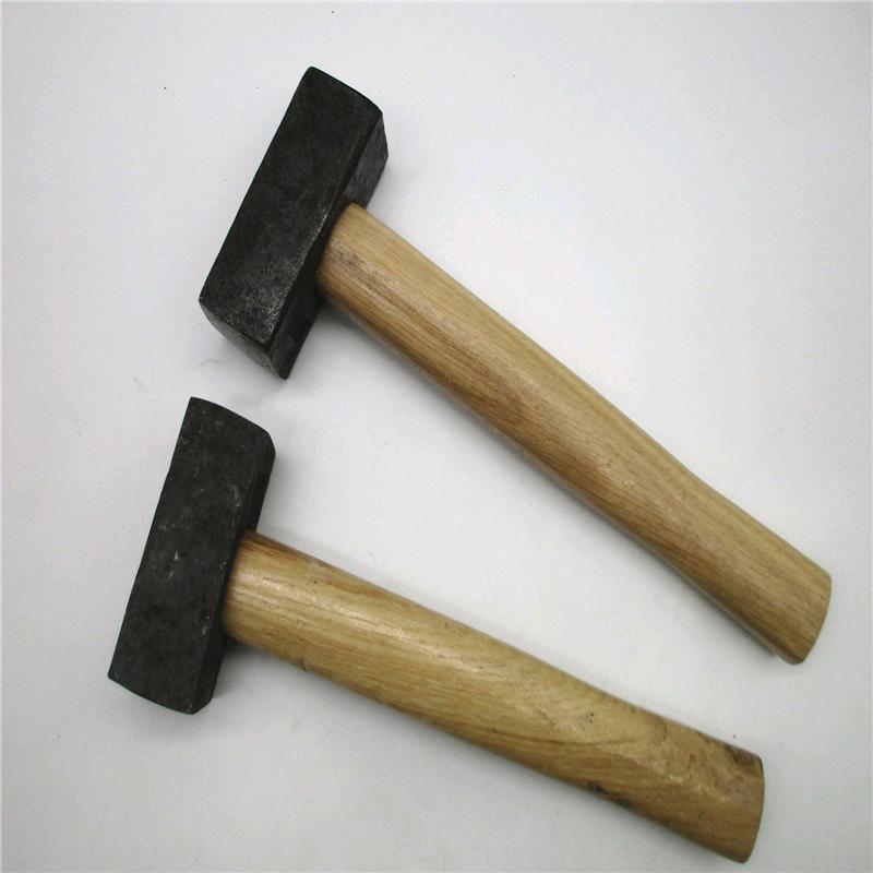 Source manufacturer direct sales quenched forged steel stone hammer household wooden handle square head iron hammer square head hammer construction hammer mining stone hammer