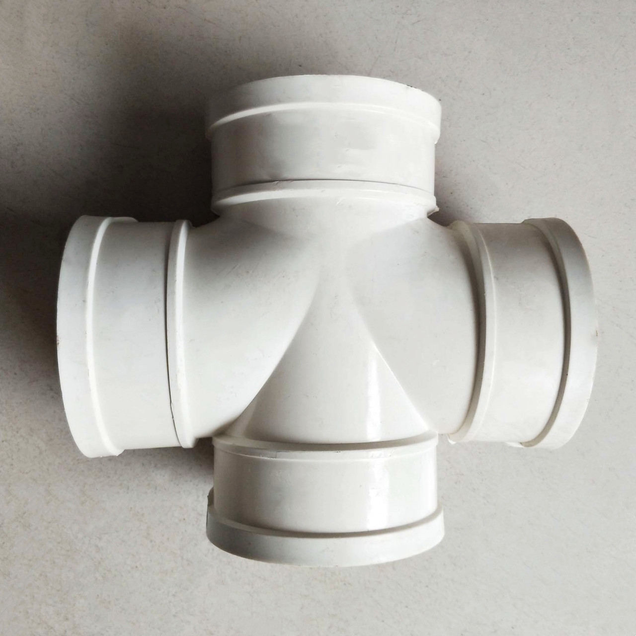 PVC drainage plane four-way PVC variable diameter four-way PVC drainage four-way
