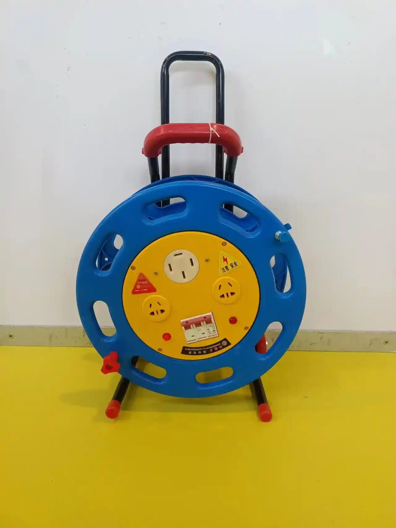 Mobile cable reel, winding reel, empty reel, winding reel, cable reel, dragging reel, spool, wire reel, rewinder, three-phase four wire plastic wire reel