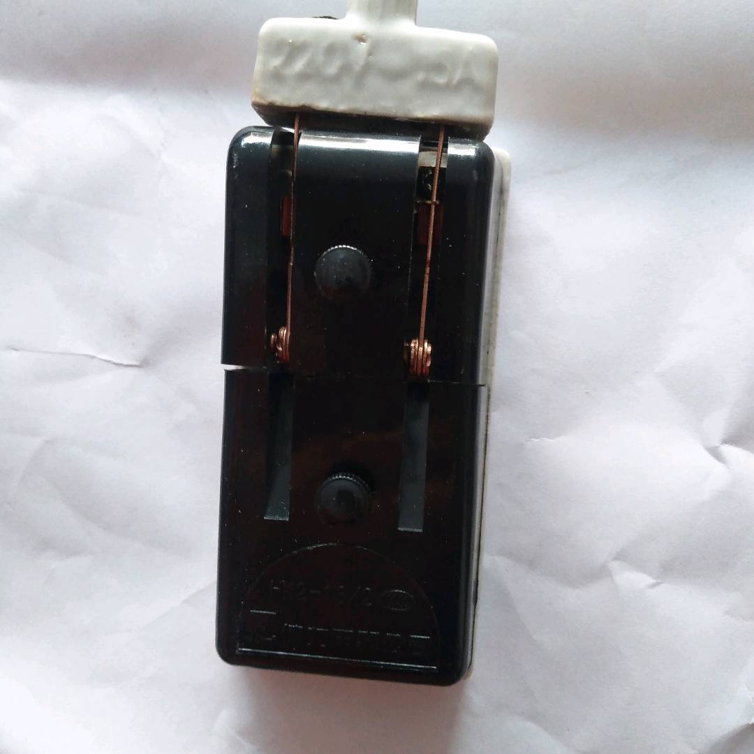 HK2 opening type 220V 15A ceramic base switch, household industrial two-phase electric switch, safety switch, old-fashioned