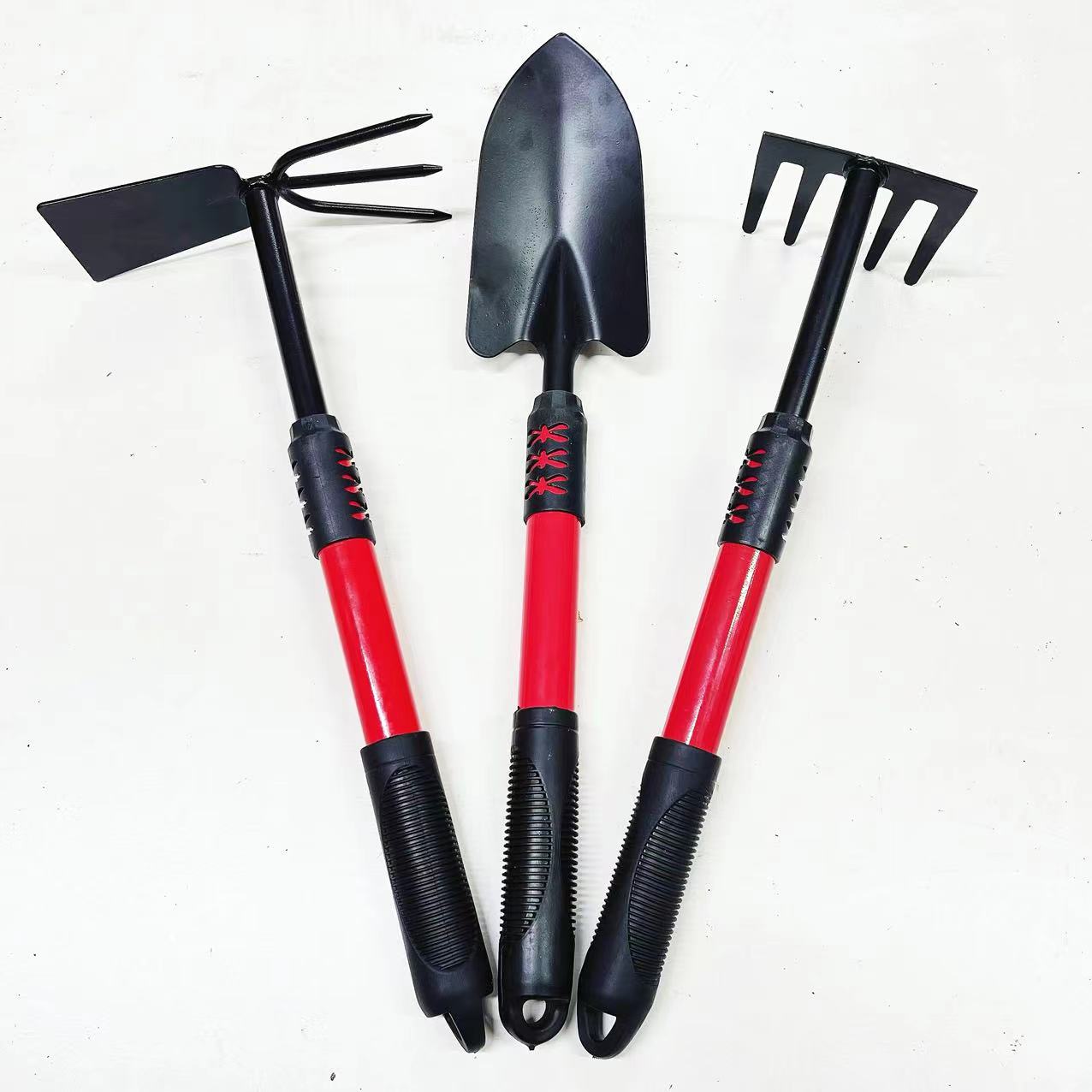 Large gardening tools