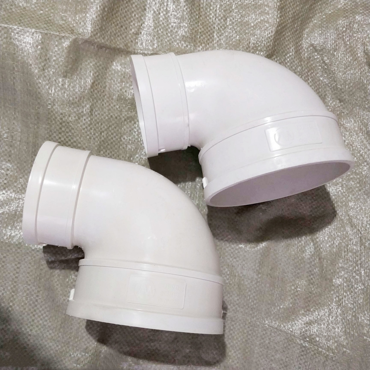 PVC drainage reducing elbow, variable diameter elbow, big and small head