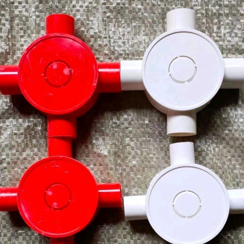 PVC wire box, PVC wire conduit junction box, four-way three-way and four-way round junction box, command box