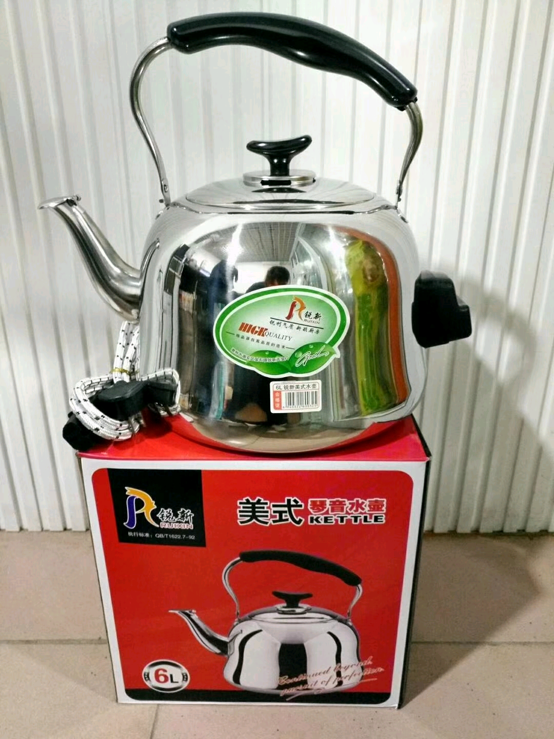 Food grade thick water kettle, gas electromagnetic stove, water pot, large capacity household gas stove, whistling sound, stainless steel