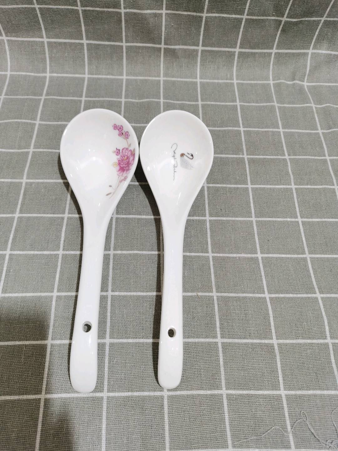 Magnesium porcelain with high hardness and porcelain fine baked flower pattern baked flower 2 curved large spoon