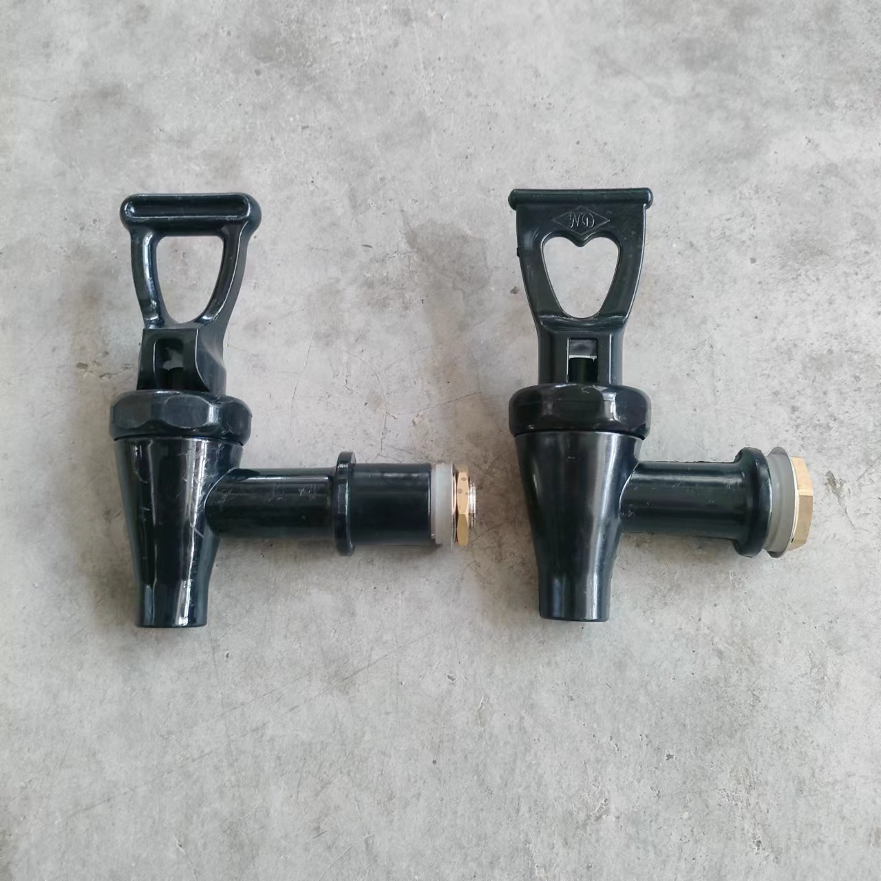 Water boiler, large flow faucet, water dispenser faucet, insulated bucket, general faucet, milk tea bucket faucet, 3 points, 3.5 points