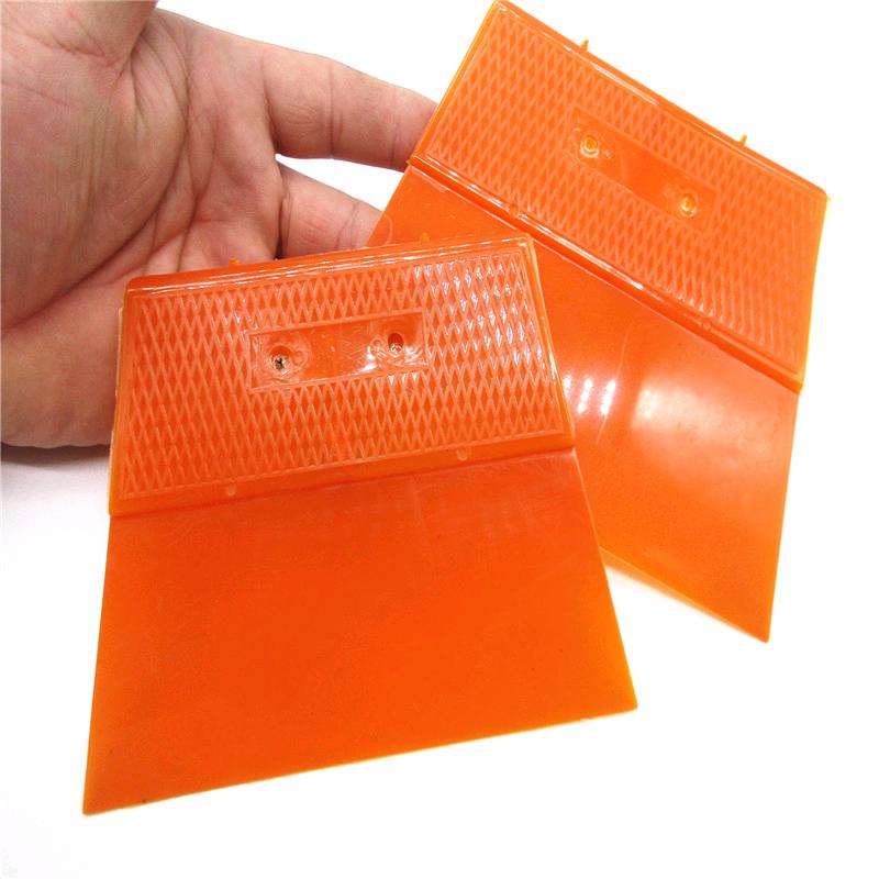 Yellow double-layer plastic scraper with high overall plastic material strength, not easily damaged, wide range of use, wallpaper, paint installation, horizontal