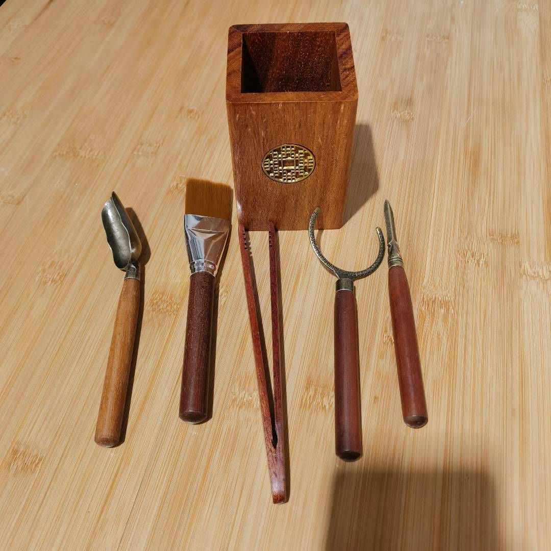 Tea ceremony six gentlemen set, Kung Fu tea set accessories, tea utensils, tea clips, brushes, tea tables, tea making tools