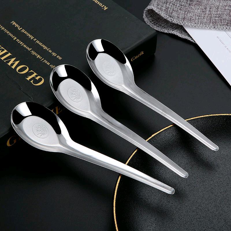 Thickened stainless steel spoon soup spoon Thickened stainless steel spoon soup spoon household soup spoon long handled watermelon spoon spoon for eating soup spoon wholesale