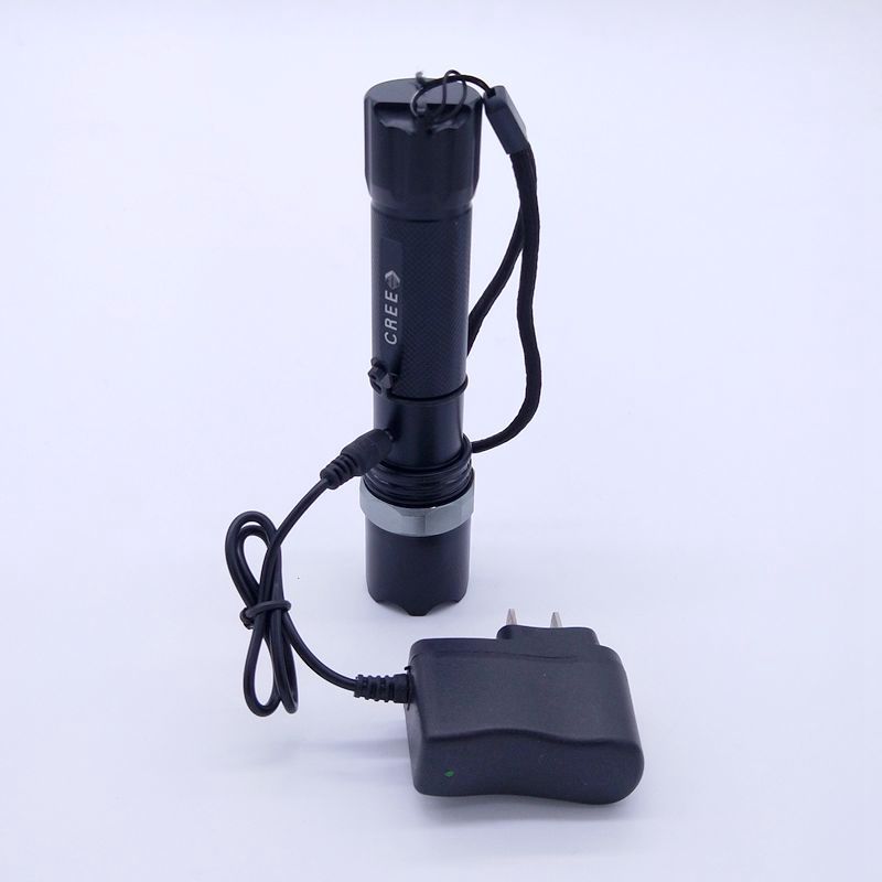 Road soldier multifunctional focusing model 818 aluminum alloy strong light flashlight, ultra bright long-range shooting rechargeable dimming metal flashlight