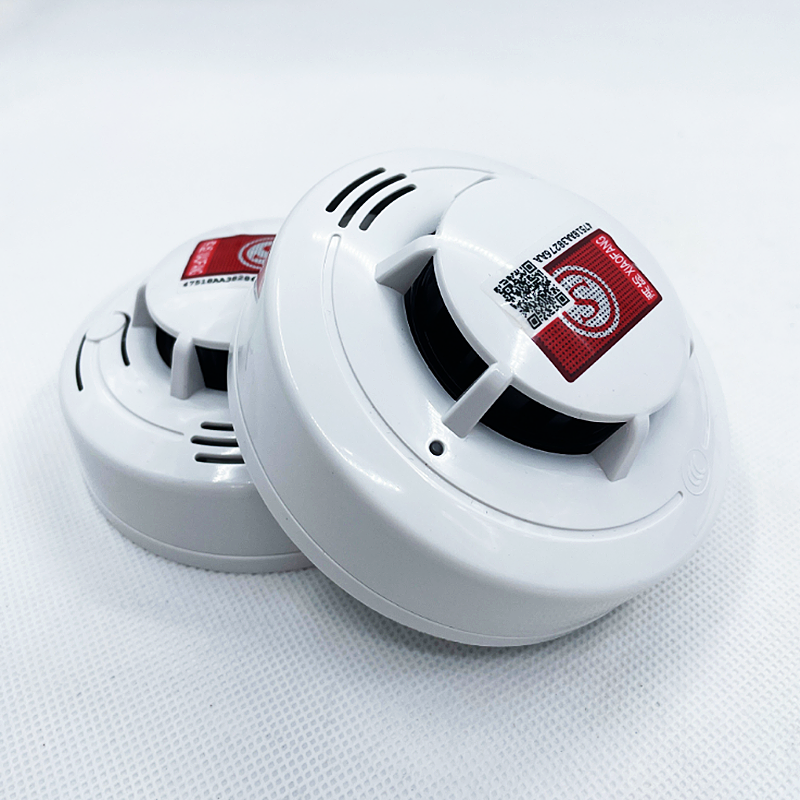 Smoke alarm, household indoor smoke detector, independent smoke detector, smoke detector