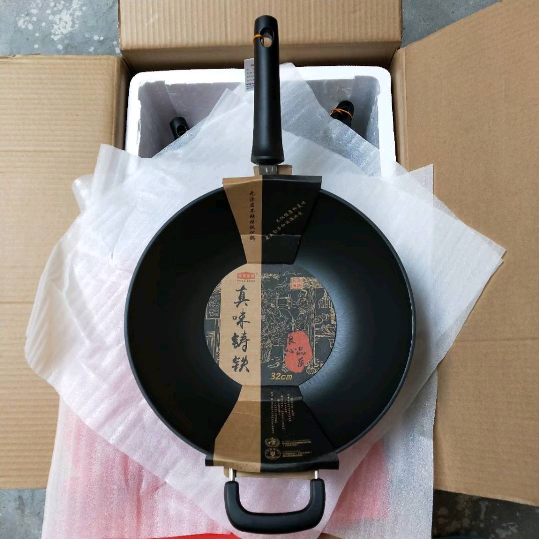 Authentic cast iron wok with ears 30 # 32 # 34 # iron wok