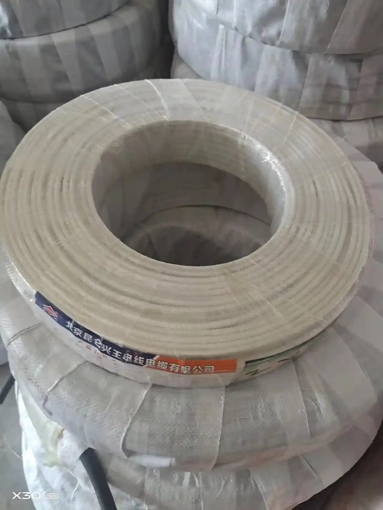 Sheath wire, pure copper wire, 2-core 1.5/2.5/4/6 square meter household power cable, parallel wire, white flexible wire