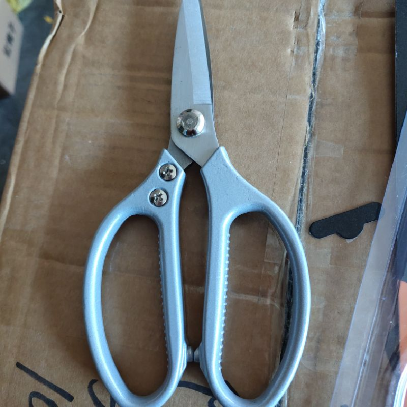 International sK5 Special Stainless Steel Kitchen Scissors for Home Use, Multi functional and Effortless Stainless Steel Scissors for Meat, Vegetables, Fish and Food, Specially Designed for Strong Cutting of Chicken Bones